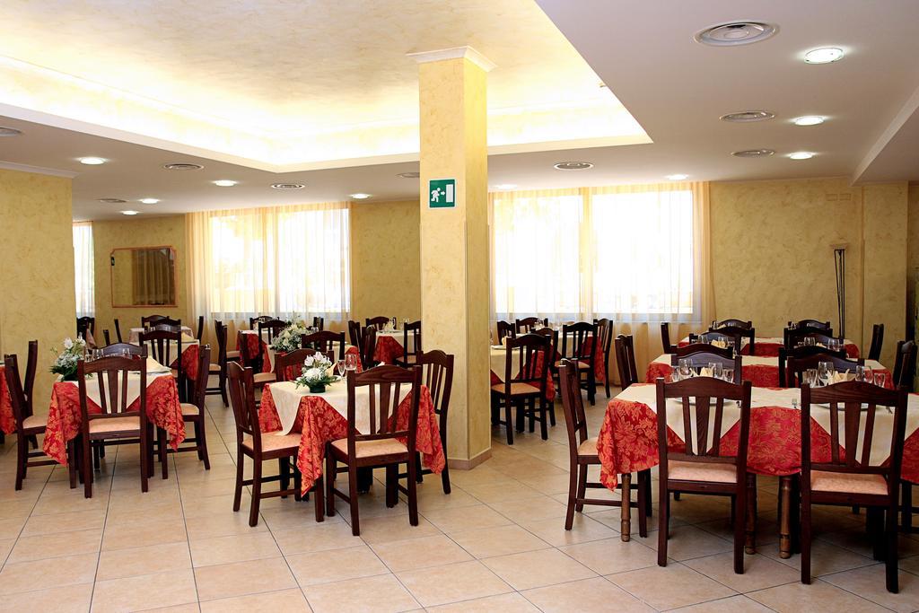 Hotel La Tartaruga Roseto Degli Abruzzi Luaran gambar